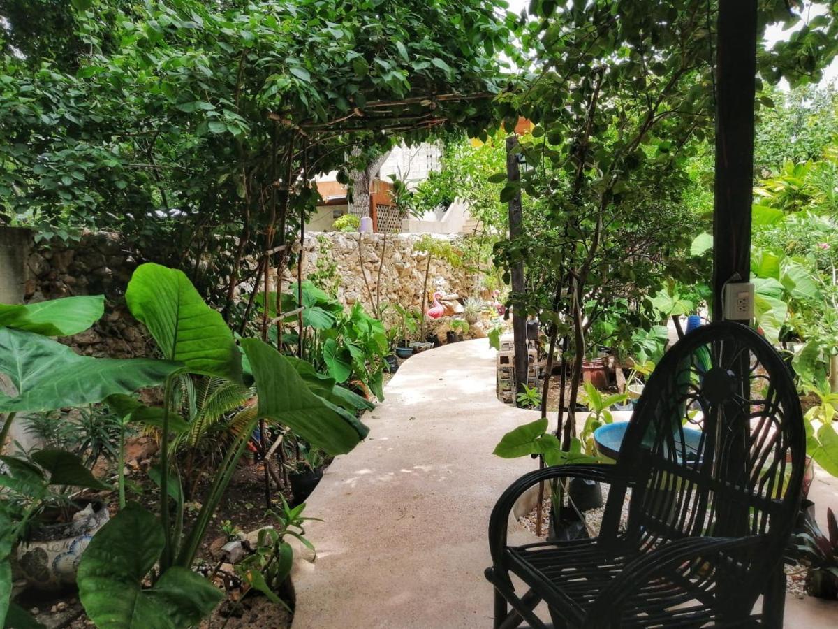 Casa Daniels Guesthouse فالادوليد المظهر الخارجي الصورة